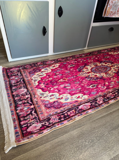 Prinn floor rug