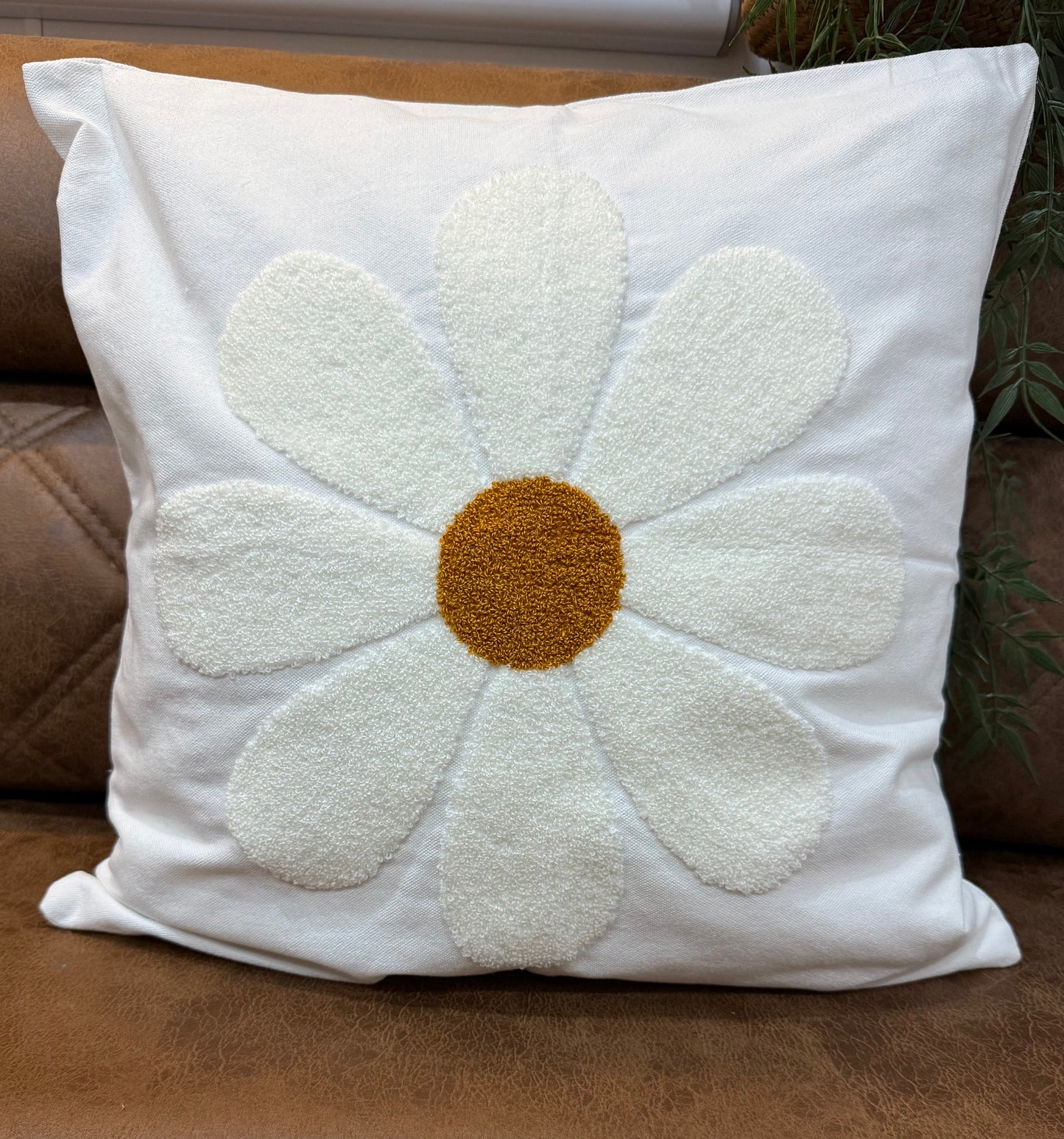 Daisy Cushion