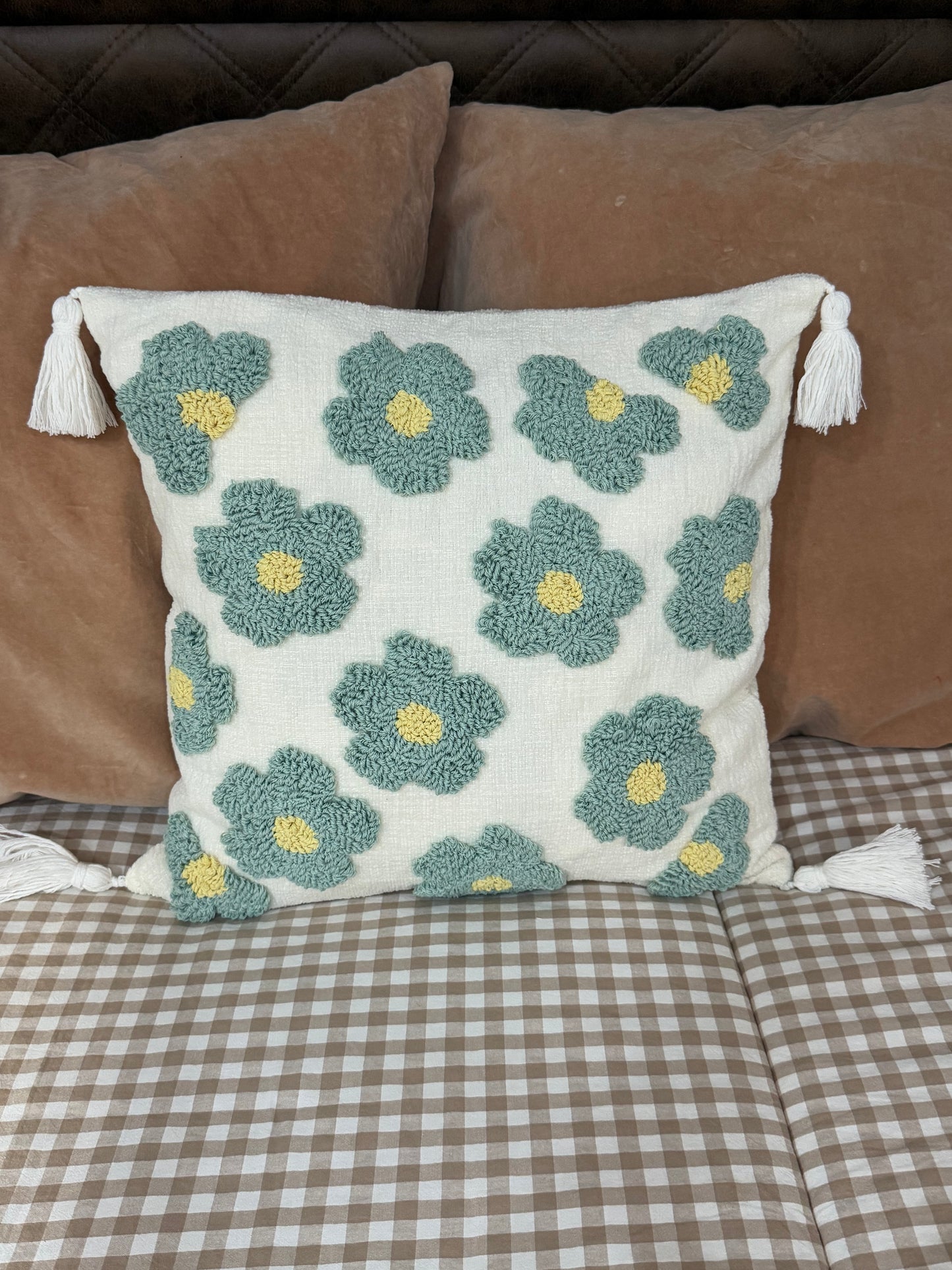 Willow Cushion