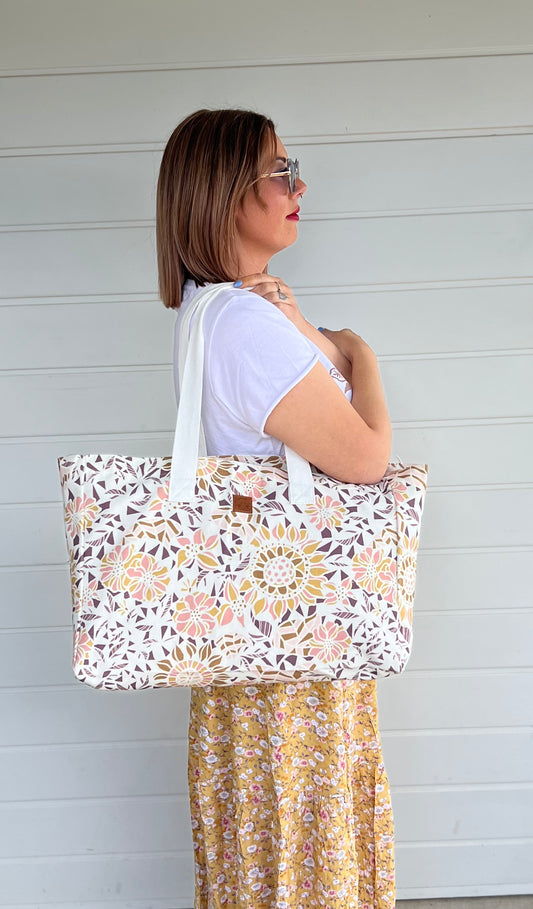 Cleo Tote